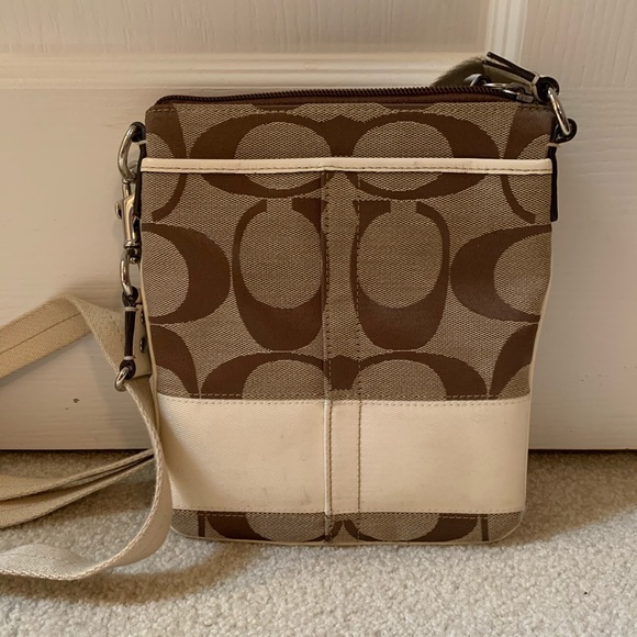 Coach purse - Picture 3 of 3